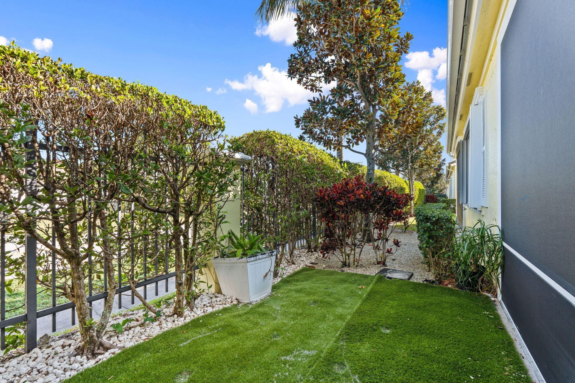 602 Mariner Bay Boulevard, Fort Pierce, FL 34949 Photo