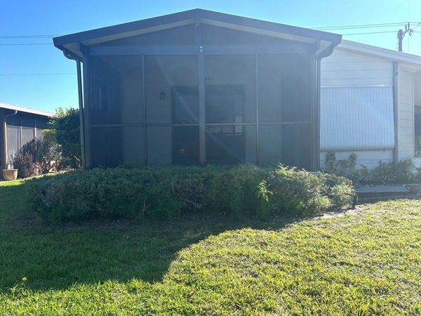 7445 SE Independence Avenue, Hobe Sound, FL 33455