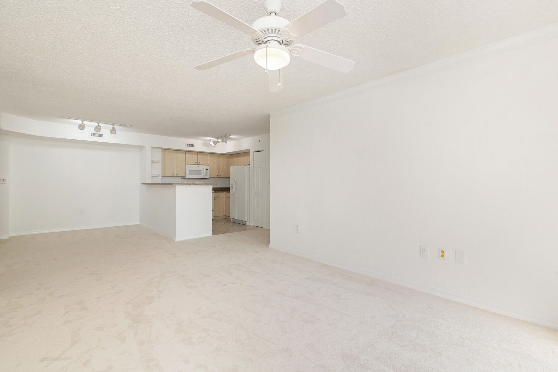 1801 N Flagler Drive, Unit 519, West Palm Beach, FL 33407 Photo