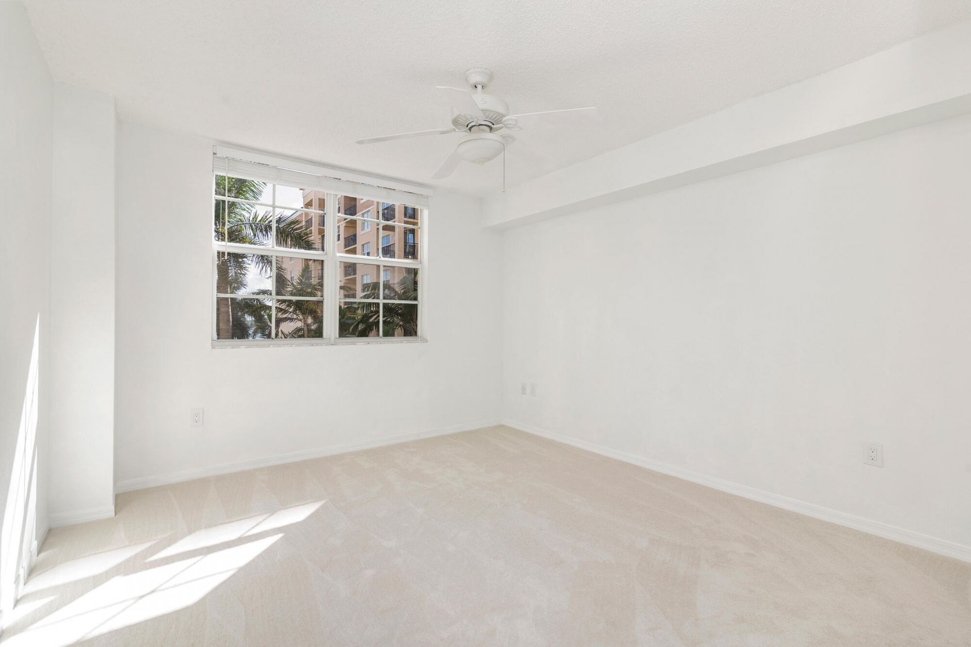 1801 N Flagler Drive, Unit 519, West Palm Beach, FL 33407 Photo