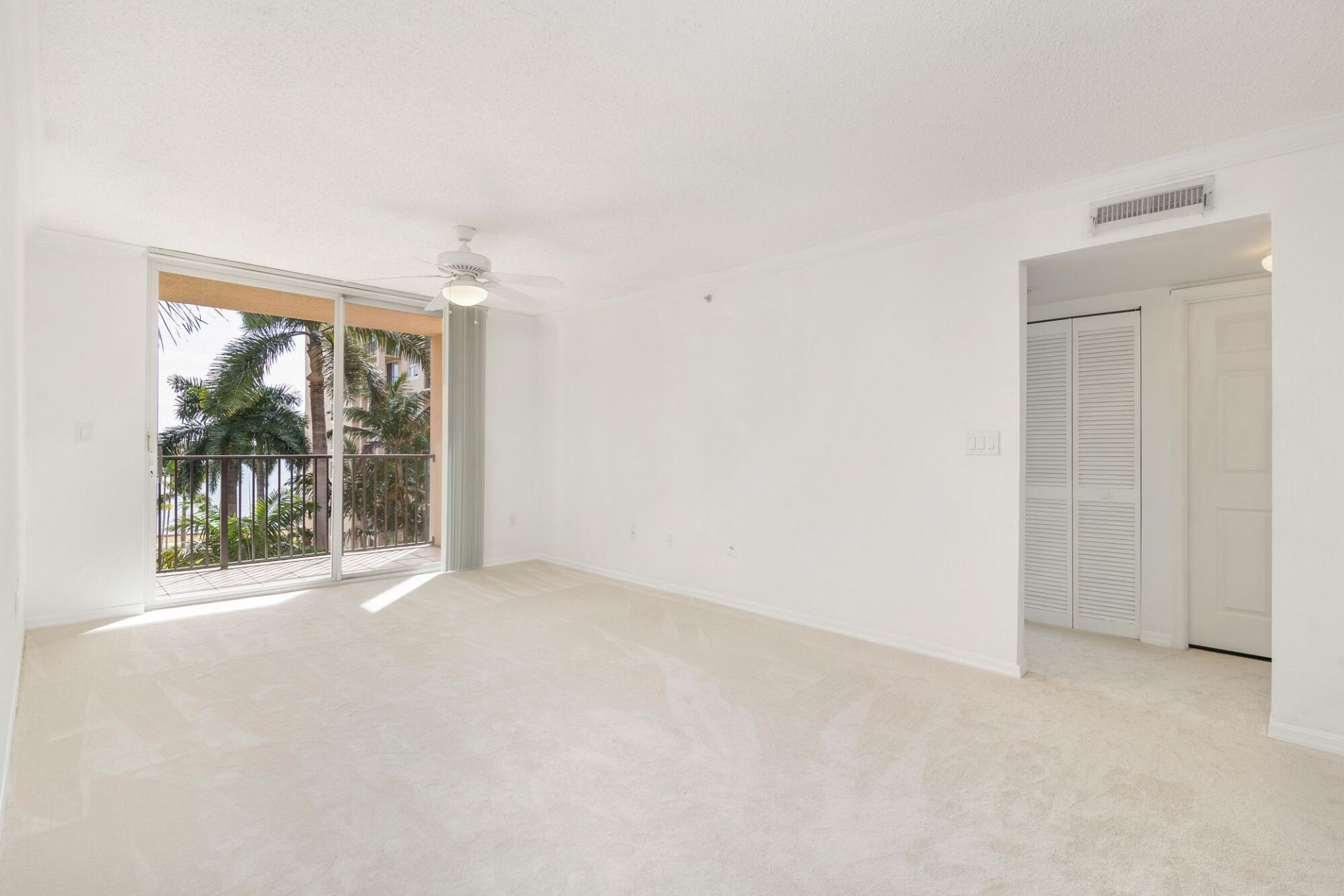 1801 N Flagler Drive, Unit 519, West Palm Beach, FL 33407 Photo