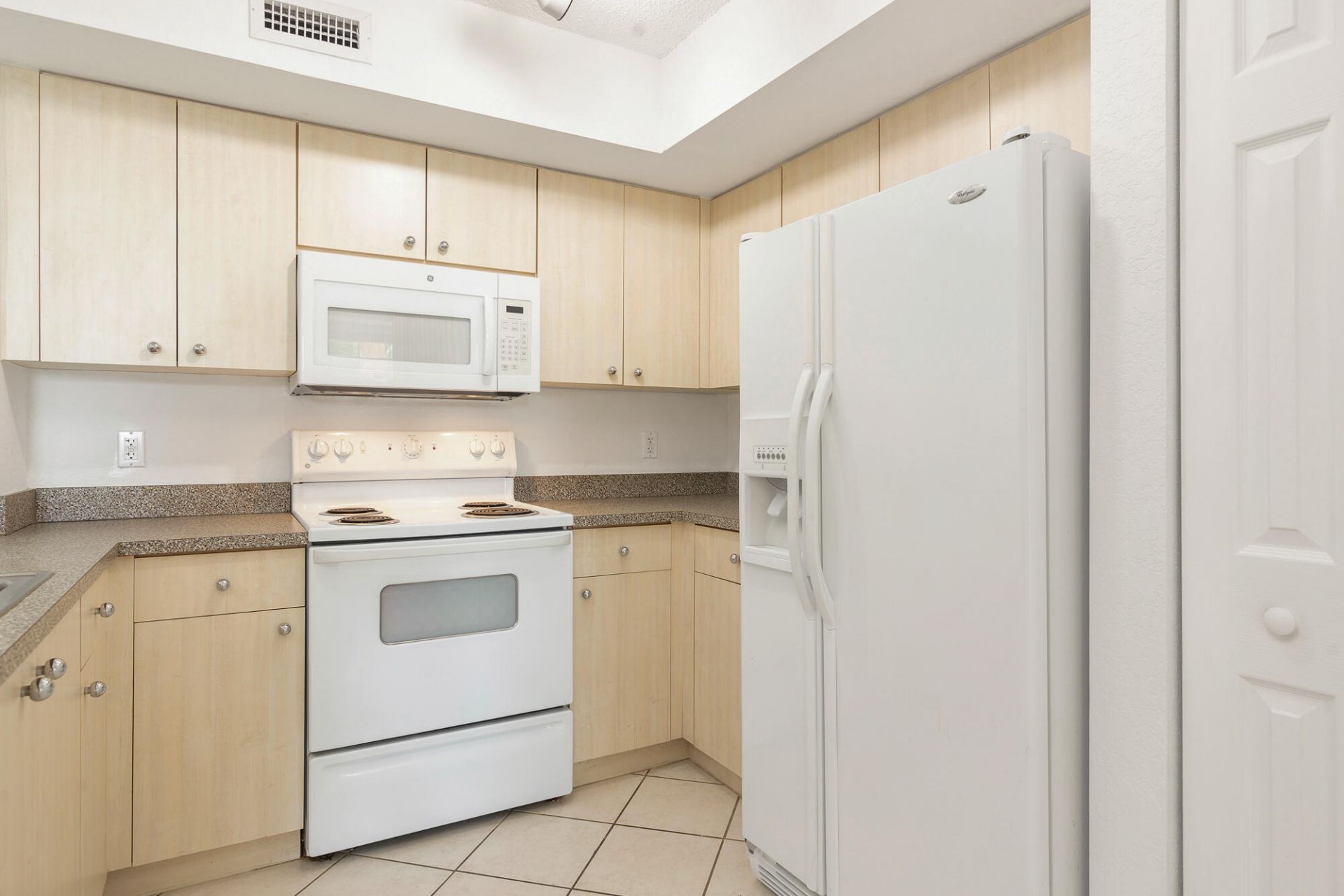 1801 N Flagler Drive, Unit 519, West Palm Beach, FL 33407 Photo