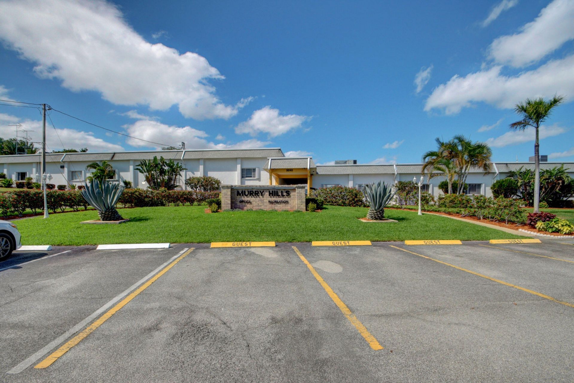2840 Lake Osborne Drive, Unit 202, Lake Worth Beach, FL 33461 Photo