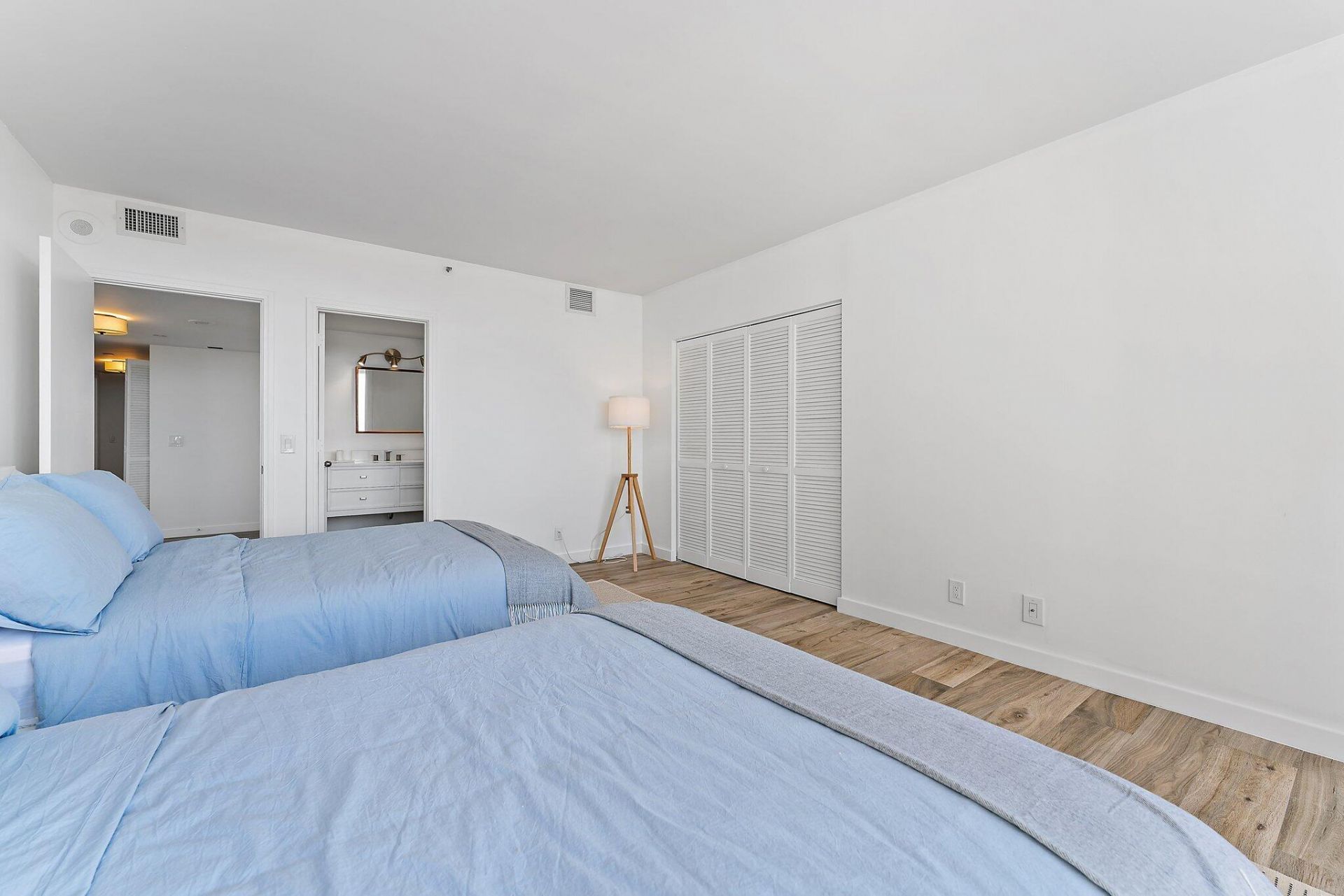 4000 N Ocean Drive, Unit 703, Singer Island, FL 33404 Photo