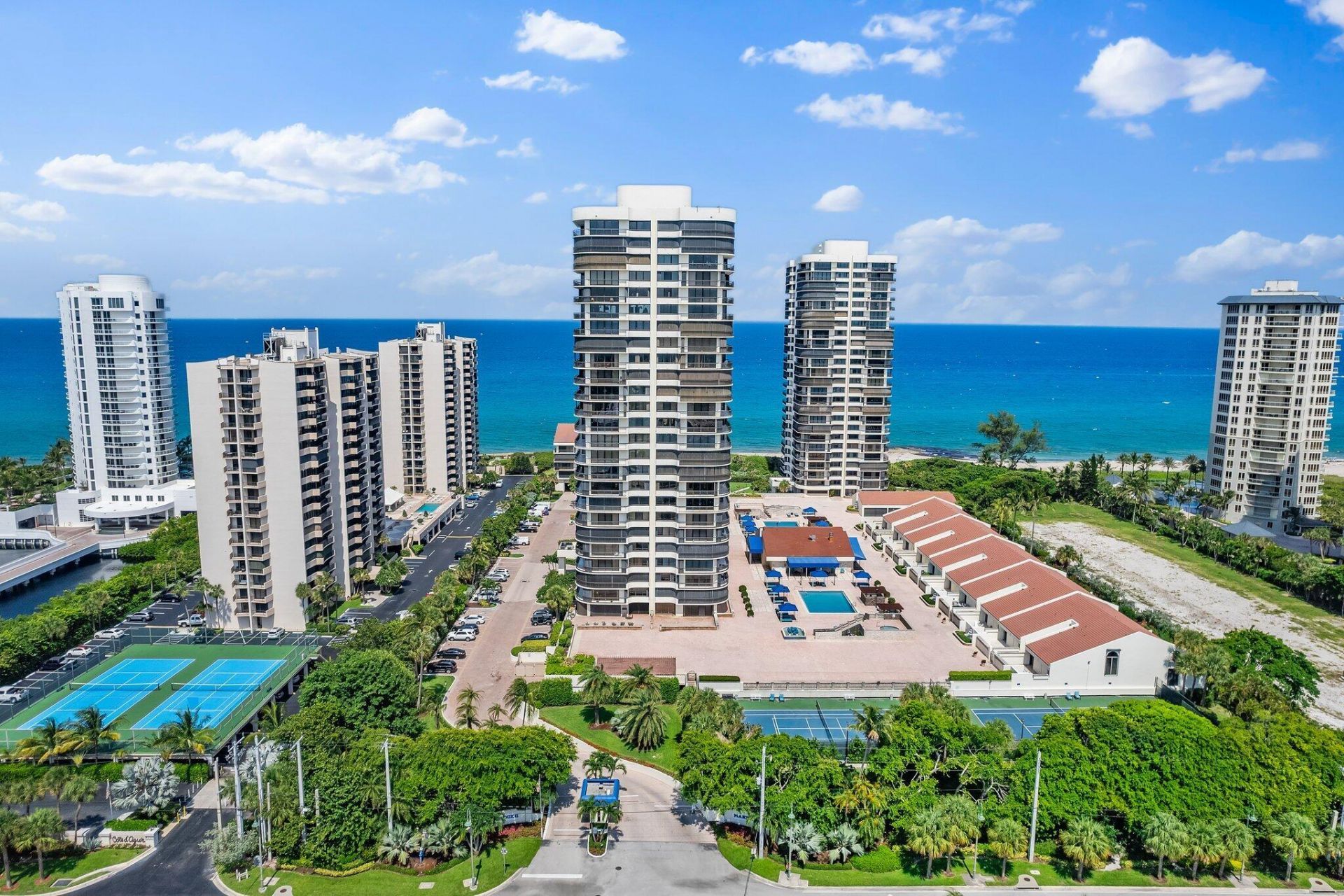 4000 N Ocean Drive, Unit 703, Singer Island, FL 33404 Photo