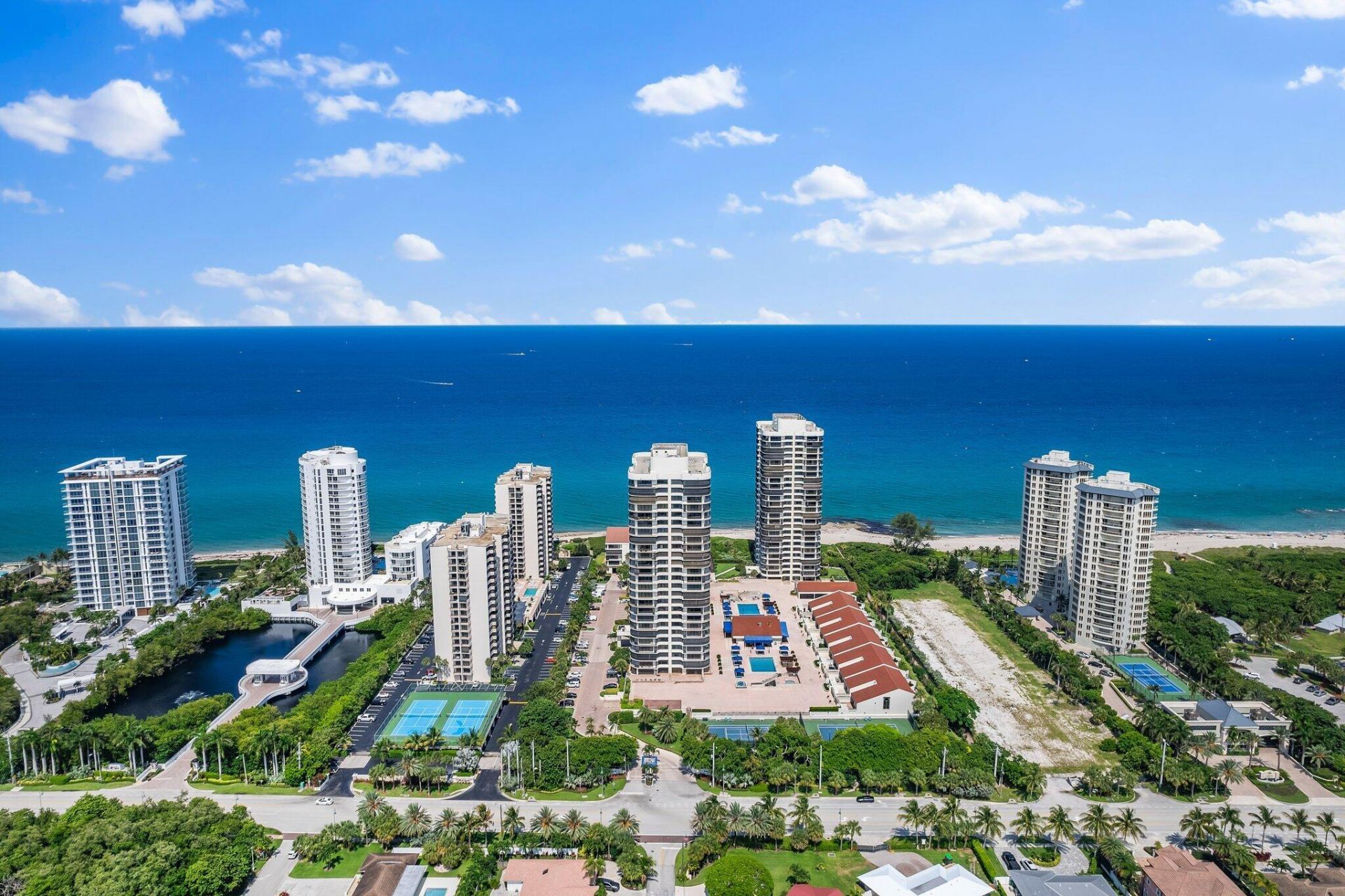 4000 N Ocean Drive, Unit 703, Singer Island, FL 33404 Photo