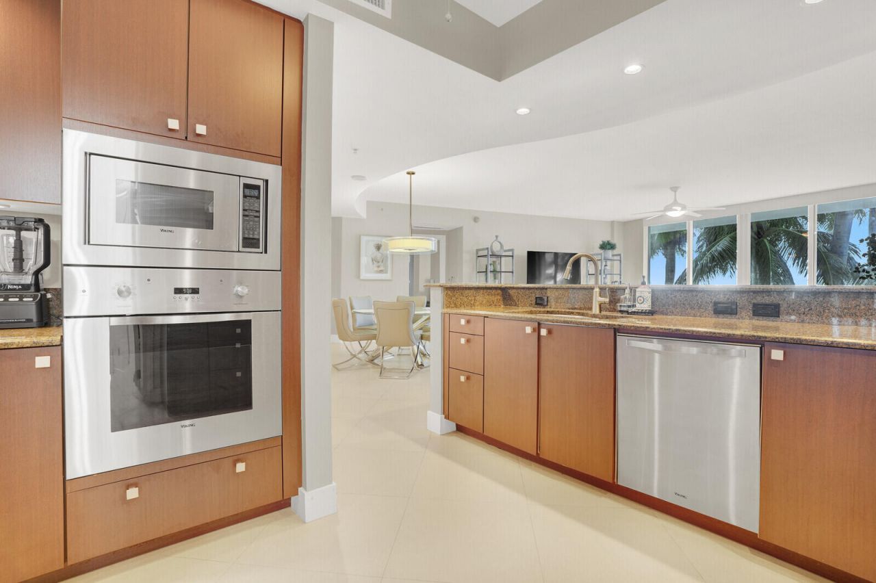 1 N Ocean Boulevard, Unit 508, Pompano Beach, FL 33062 Photo