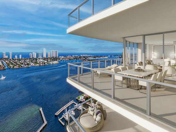 220 Lake Shore Drive, Unit 801, Lake Park, FL 33403