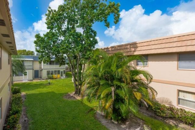 657 Brittany N, Delray Beach, FL 33446 Photo