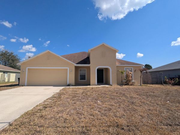 2031 SW Hampshire Lane, Port Saint Lucie, FL 34953