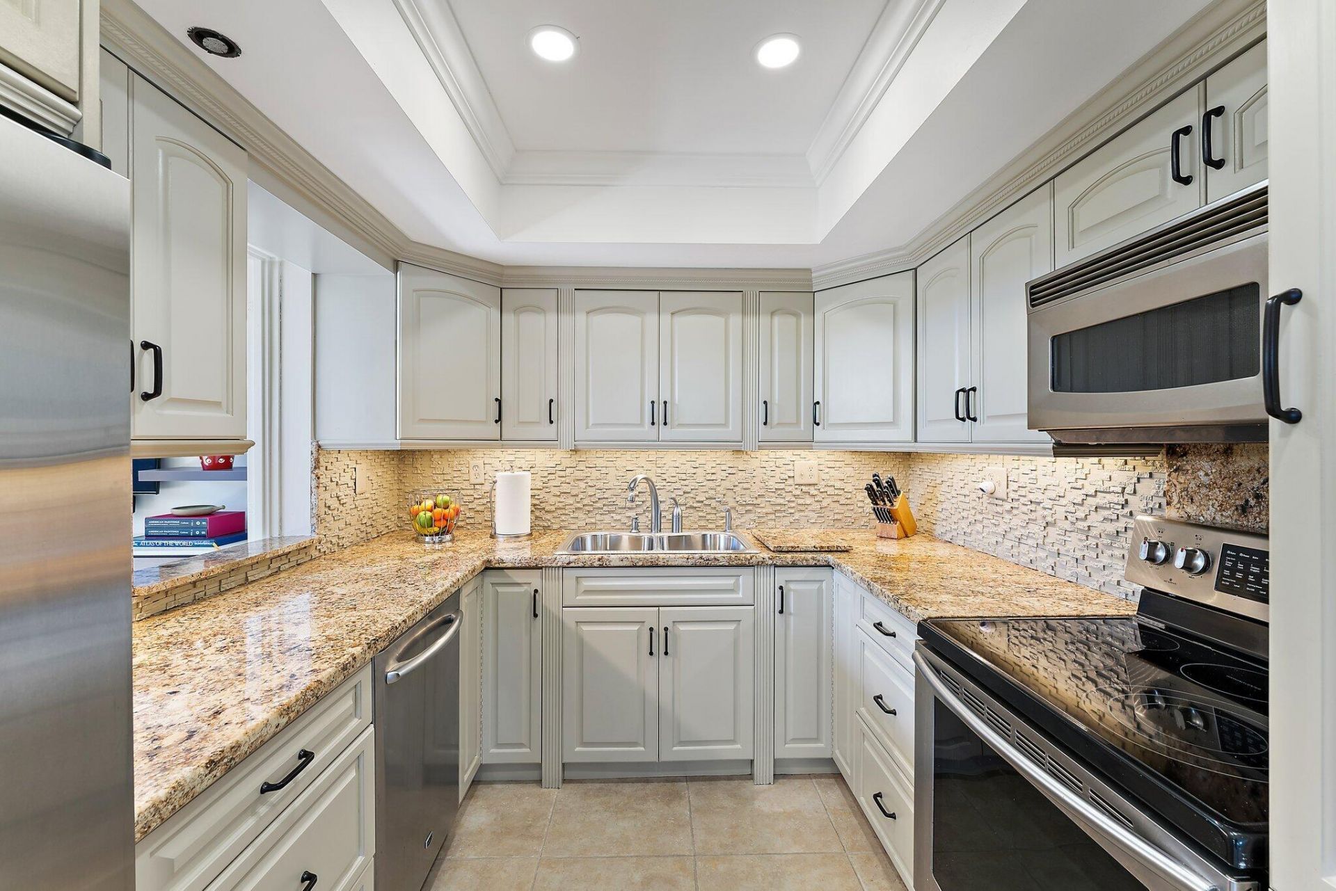 123 Lakeshore Drive, Unit 143, North Palm Beach, FL 33408 Photo