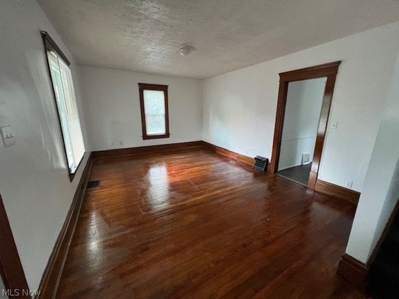 603 Kling Street, Akron, OH 44311 Photo 4