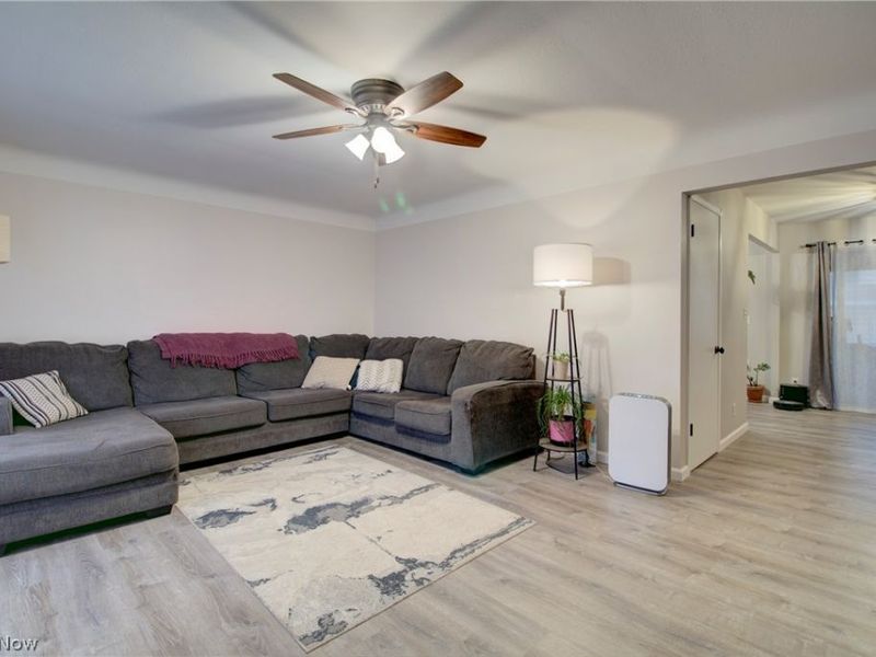 13375 Kathleen Drive, Brook Park, OH 44142 Photo 2