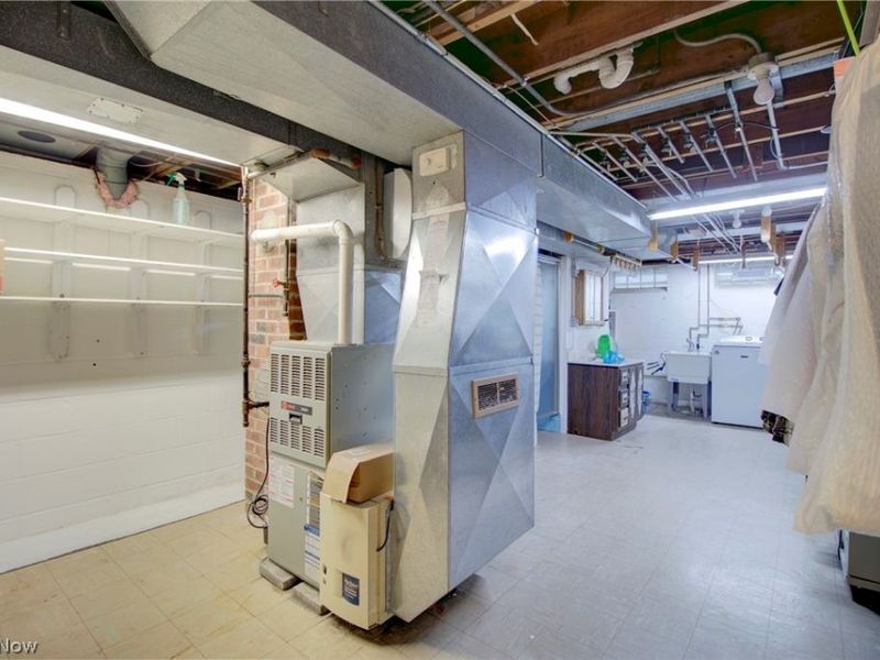 13375 Kathleen Drive, Brook Park, OH 44142 Photo 22