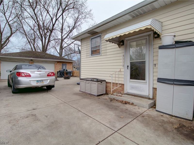 13375 Kathleen Drive, Brook Park, OH 44142 Photo 25