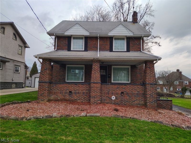 212 Curry Place, Youngstown, OH 44504 Photo 1