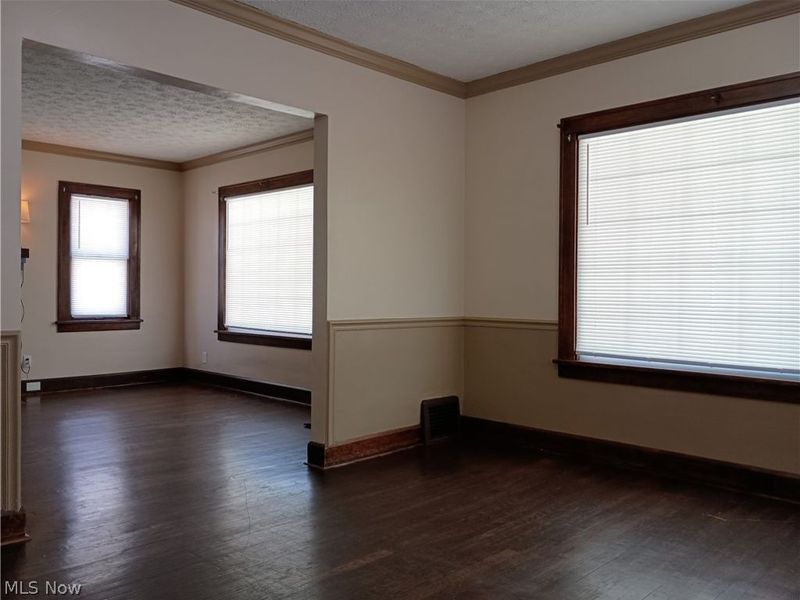 212 Curry Place, Youngstown, OH 44504 Photo 10