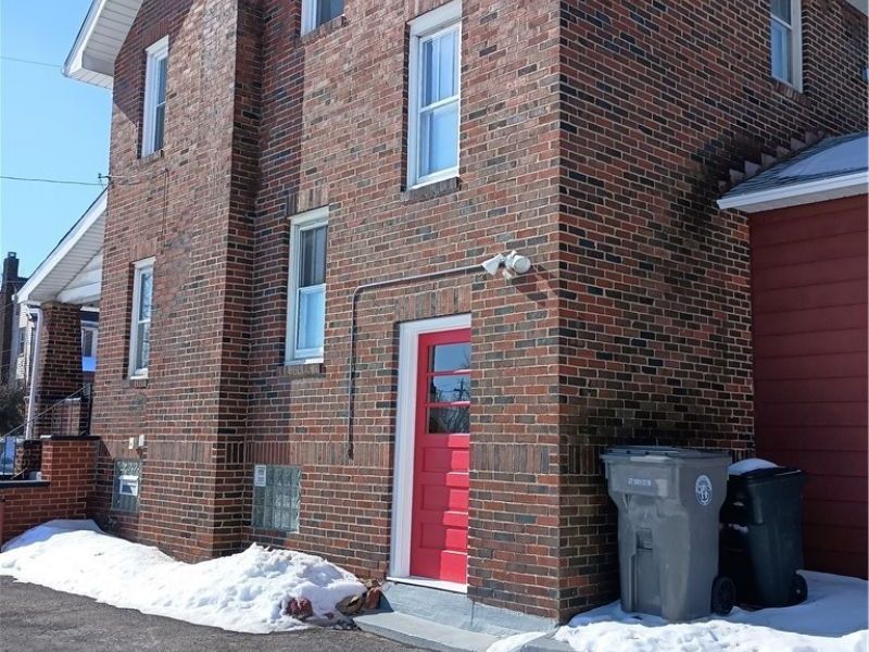 212 Curry Place, Youngstown, OH 44504 Photo 3