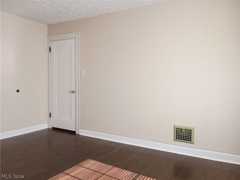 212 Curry Place, Youngstown, OH 44504 Photo 31