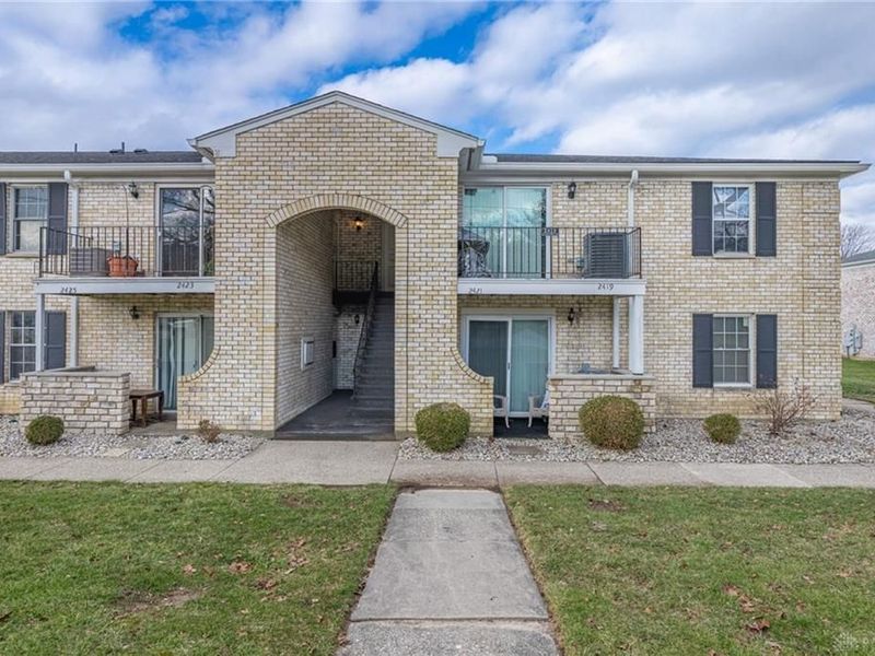 2421 W Alex Bell Road, Miami Township, OH 45459 Photo 1