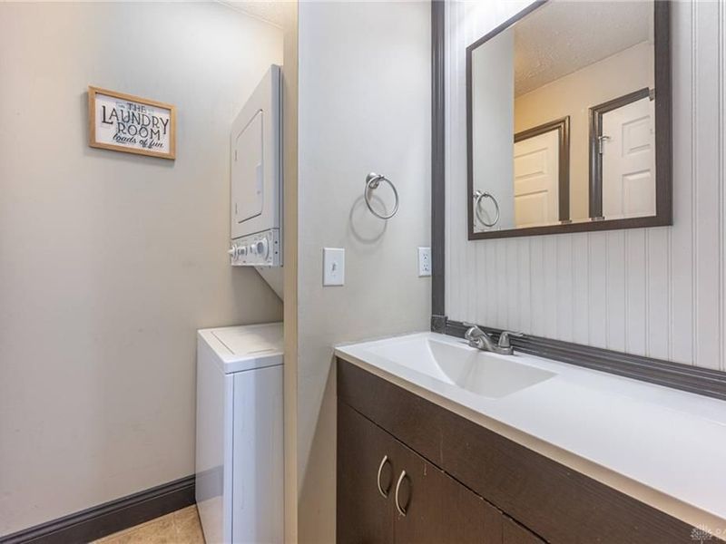 2421 W Alex Bell Road, Miami Township, OH 45459 Photo 15