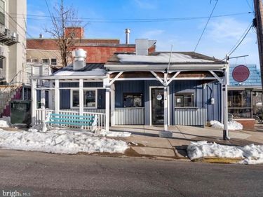 2 POND STREET , BRISTOL, PA 19007