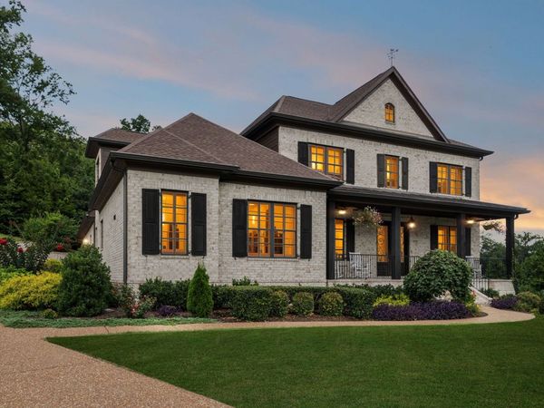 645 Legends Crest Dr, Franklin, TN 37069