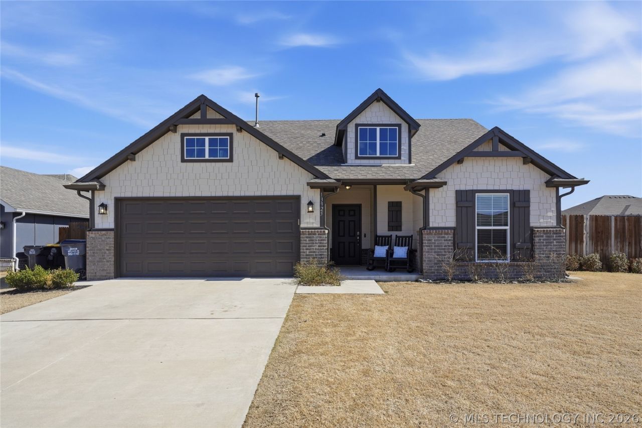 13925 S Kenosha Avenue, Glenpool, OK 74033 Main Photo