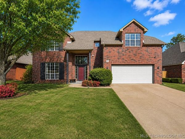 617 N Willow Avenue, Broken Arrow, OK 74012