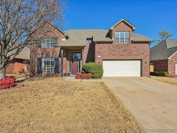 617 N Willow Avenue, Broken Arrow, OK 74012