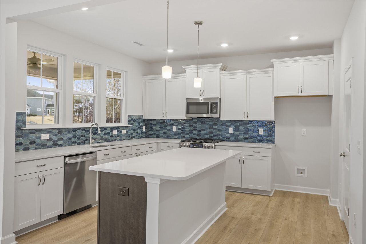 86 Crosswick Street Photo 14