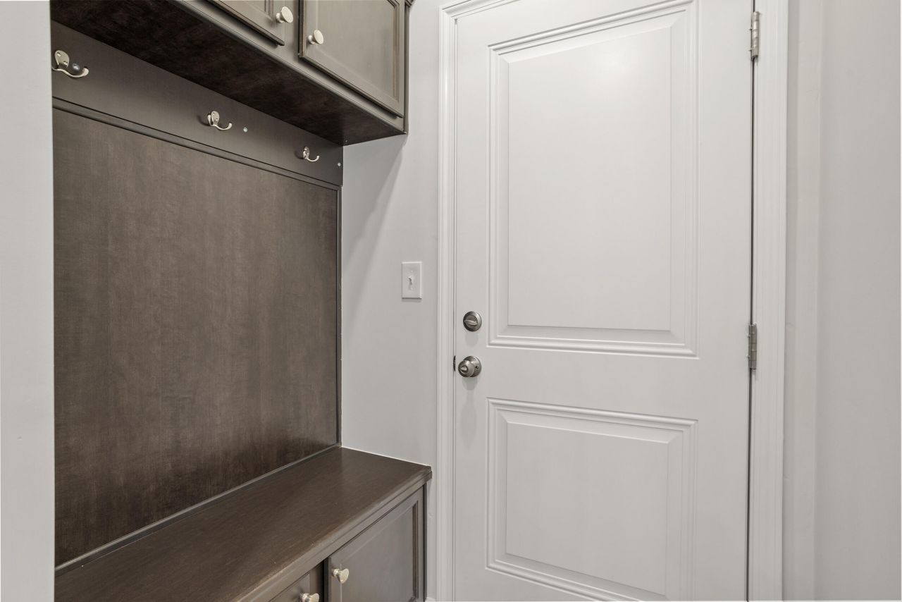 86 Crosswick Street Photo 23