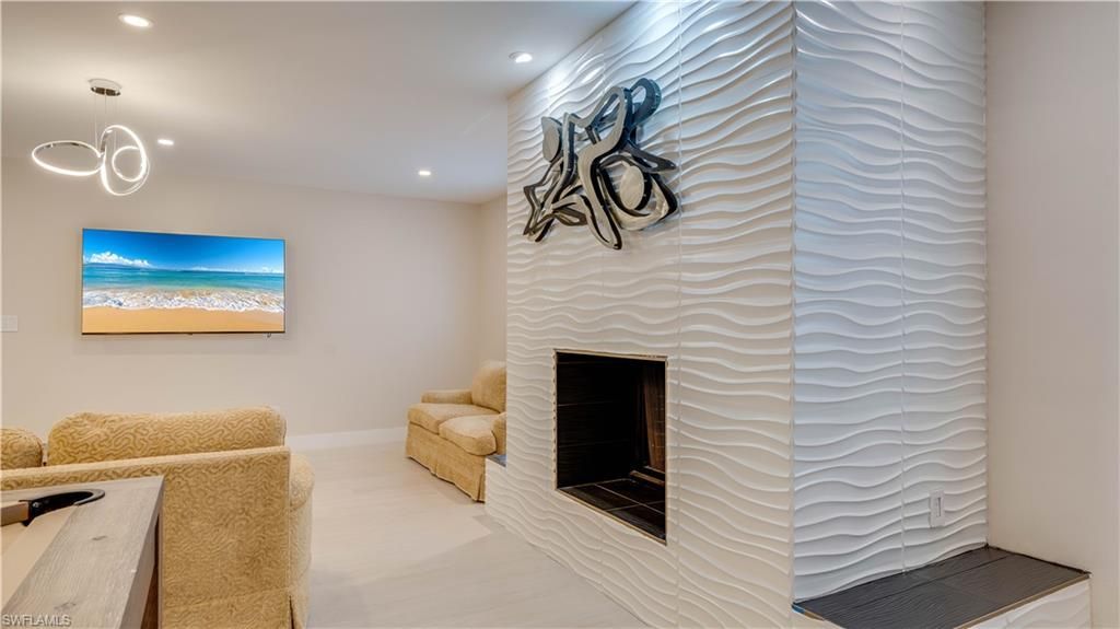 5331 Mayfair Ct, Cape Coral, FL 33904 Photo