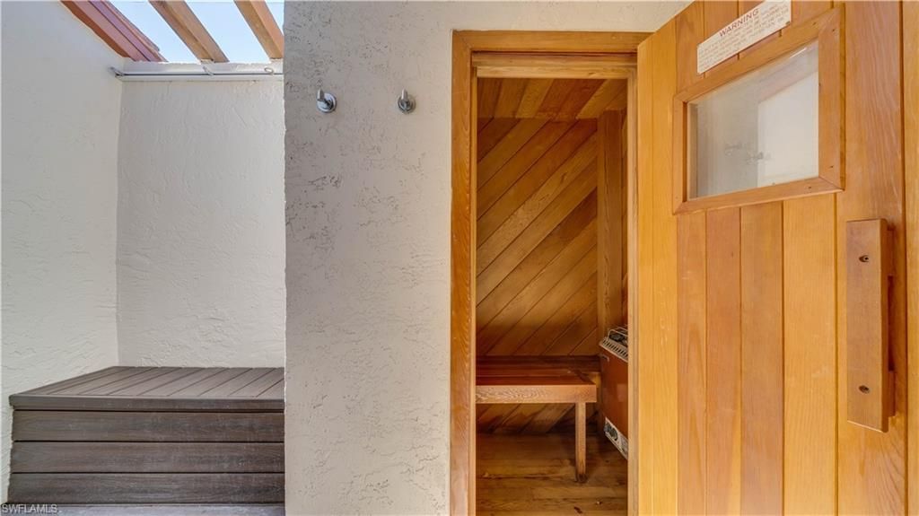 5331 Mayfair Ct, Cape Coral, FL 33904 Photo