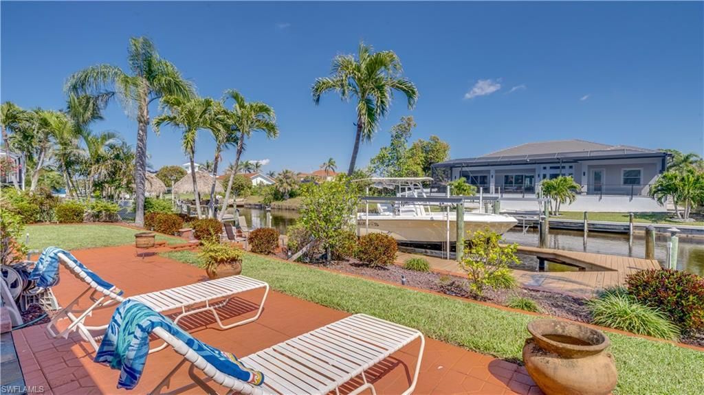 5331 Mayfair Ct, Cape Coral, FL 33904 Photo