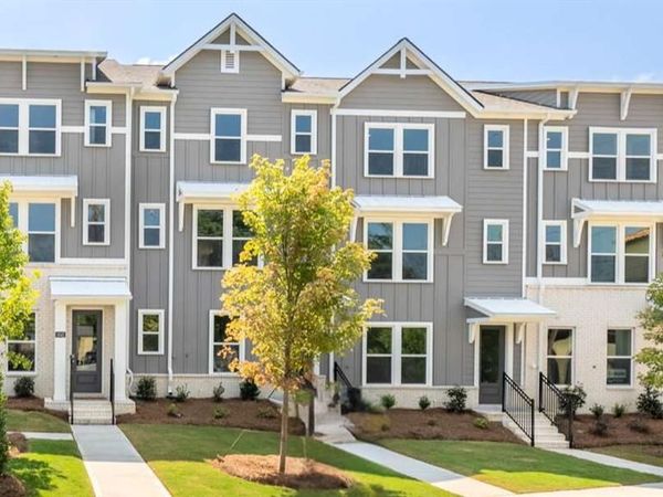 226 College Circle, Hapeville, GA 30354