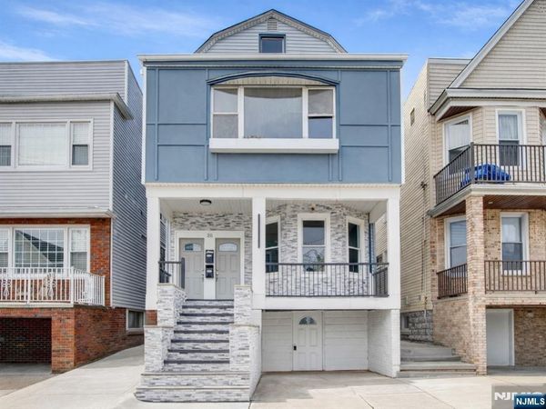 20 W 49th Street 2, BAYONNE, NJ 07002