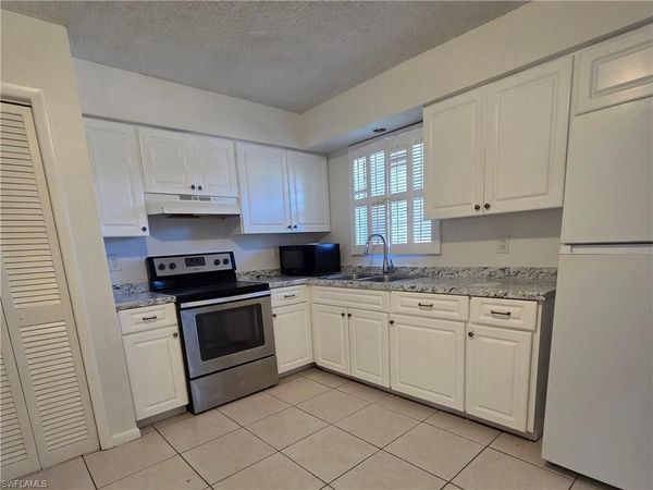 3325 Airport RD N, Unit G7, NAPLES, FL 34105