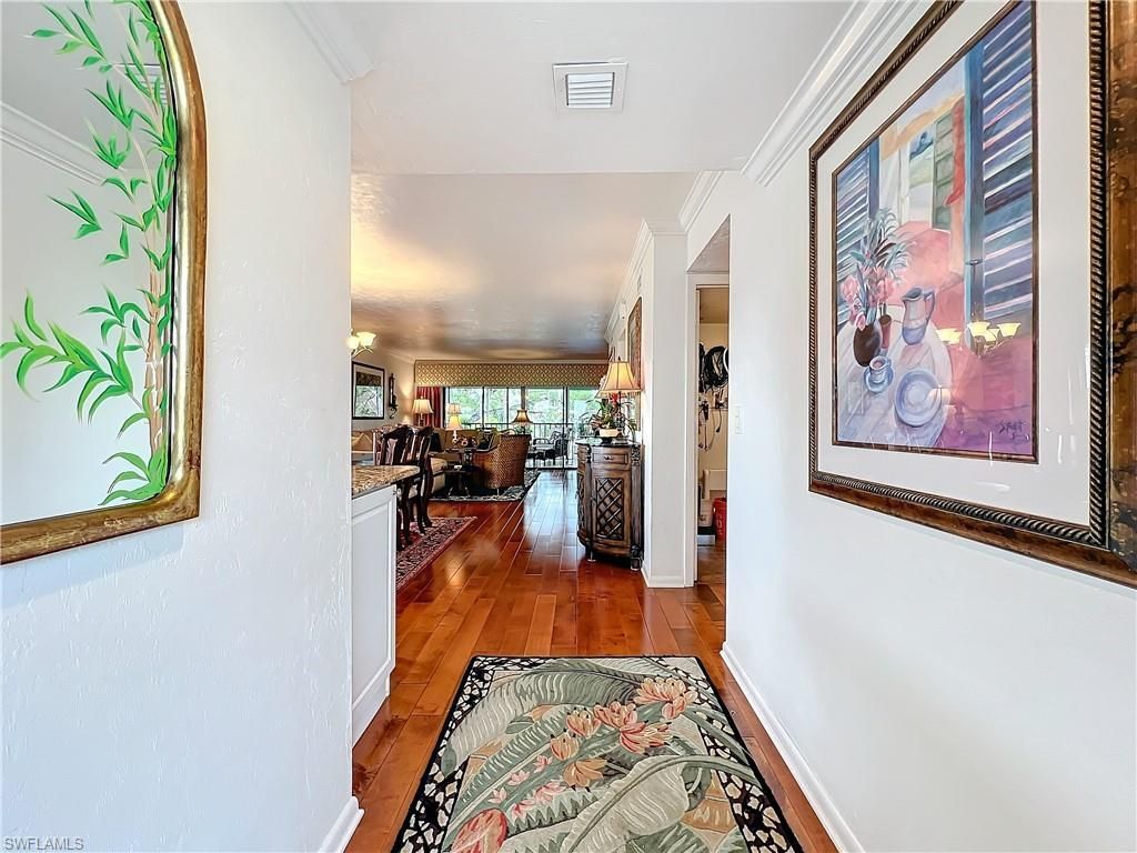 1065 8th St S, Unit 203, Naples, FL 34102 Photo