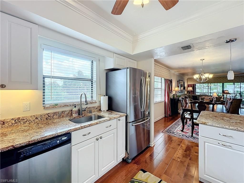 1065 8th St S, Unit 203, Naples, FL 34102 Photo