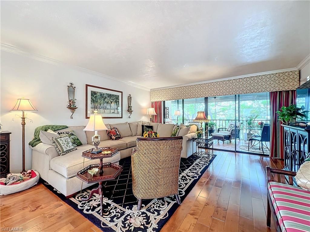 1065 8th St S, Unit 203, Naples, FL 34102 Photo