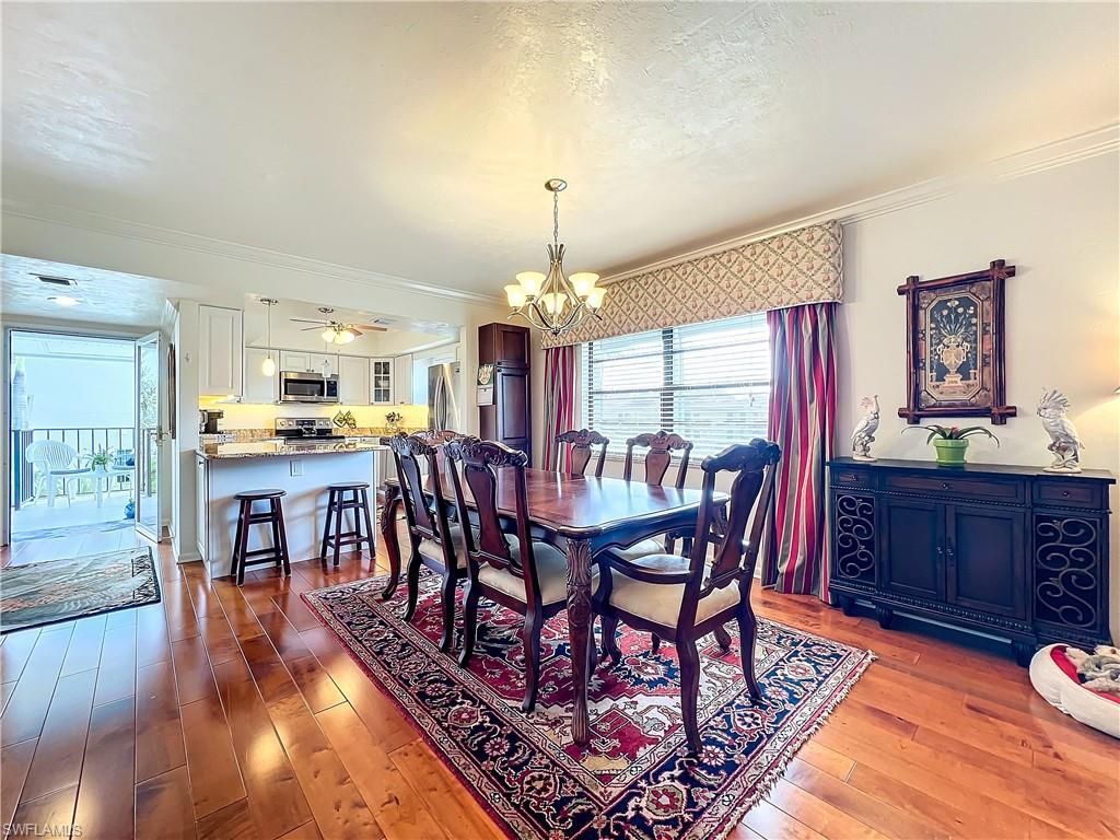 1065 8th St S, Unit 203, Naples, FL 34102 Photo