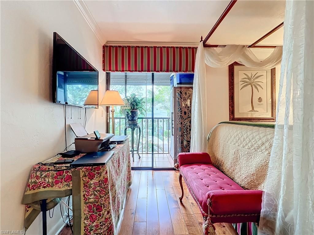 1065 8th St S, Unit 203, Naples, FL 34102 Photo