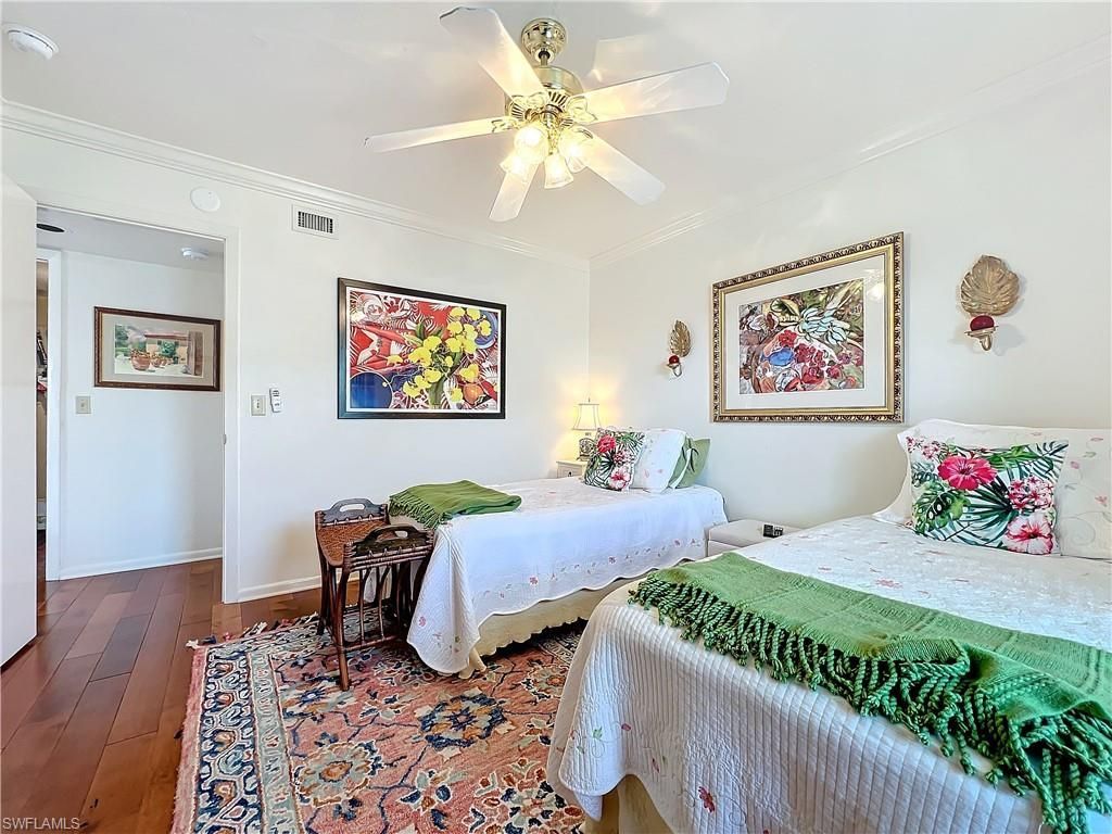 1065 8th St S, Unit 203, Naples, FL 34102 Photo