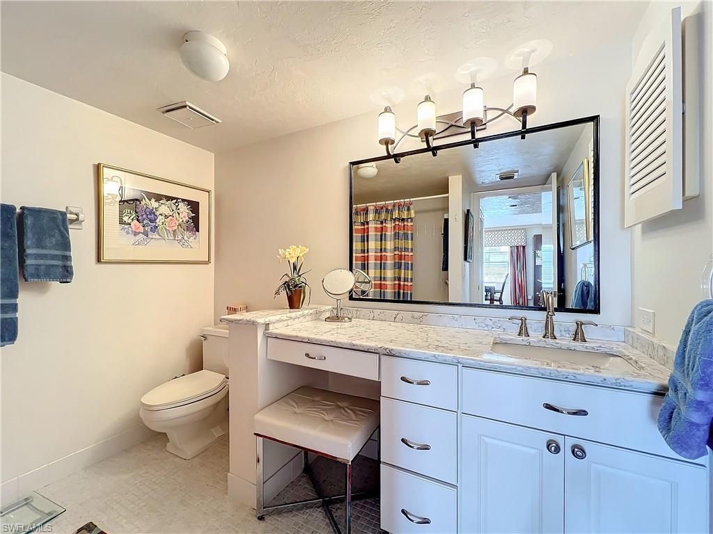 1065 8th St S, Unit 203, Naples, FL 34102 Photo