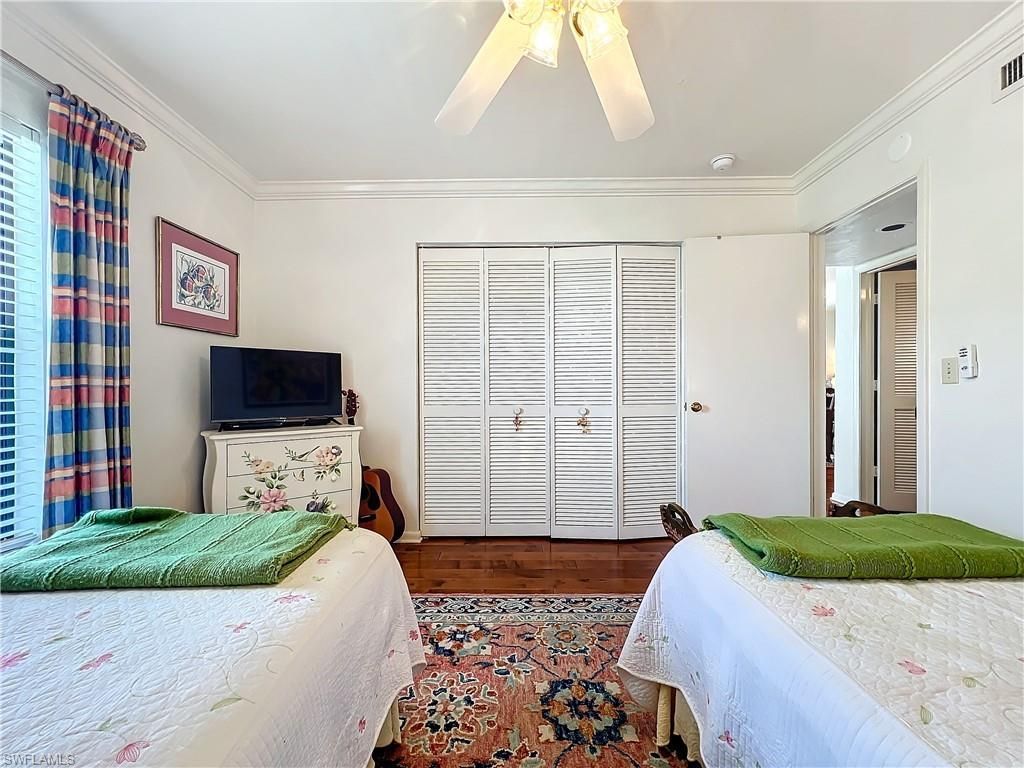 1065 8th St S, Unit 203, Naples, FL 34102 Photo