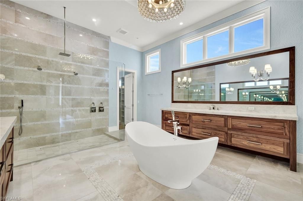 6892 Leeward Way , Naples, FL 34109 Photo