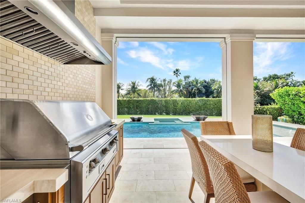 6892 Leeward Way , Naples, FL 34109 Photo