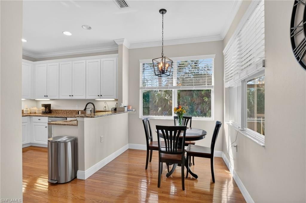 3913 Forest Glen Blvd, Unit 201, Naples, FL 34114 Photo