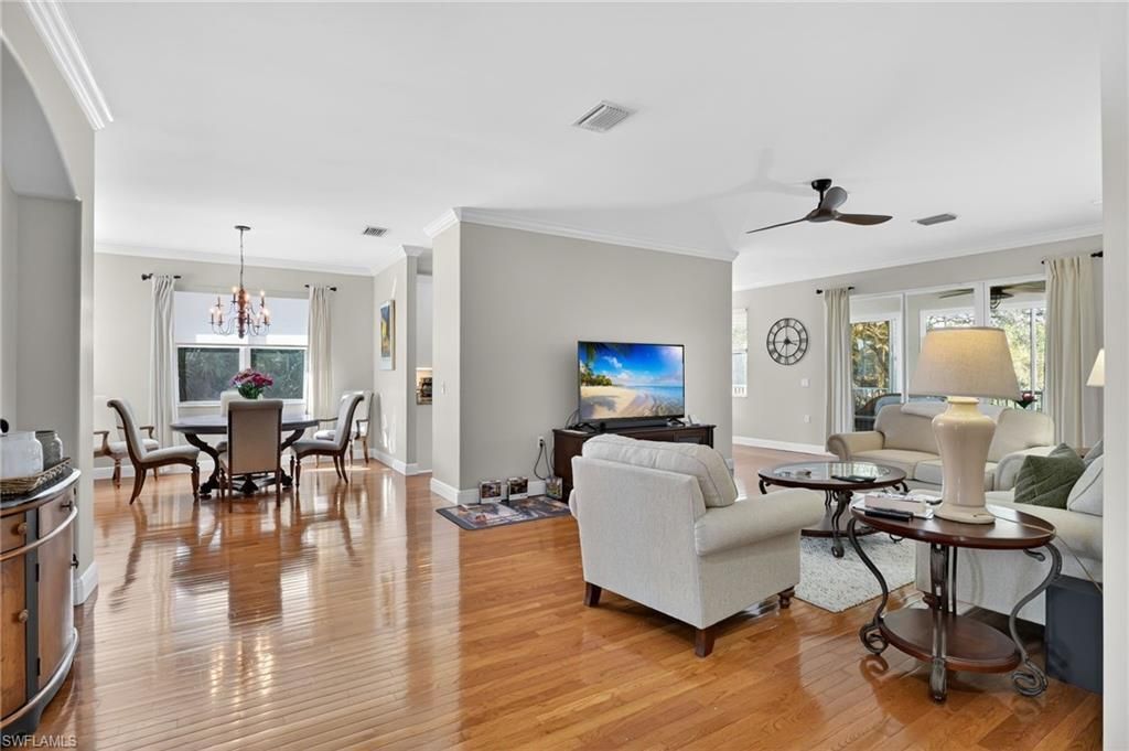 3913 Forest Glen Blvd, Unit 201, Naples, FL 34114 Photo